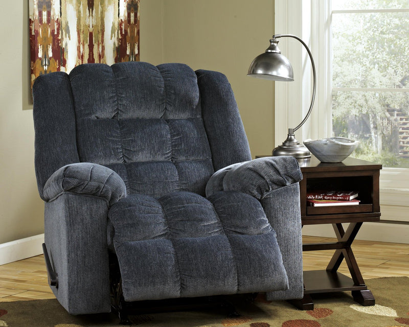 Ludden Recliner